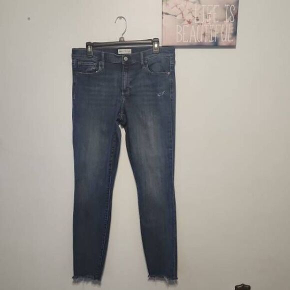 GAP size 32T 32 Tall True Skinny Jeans Distressed - Picture 1 of 6